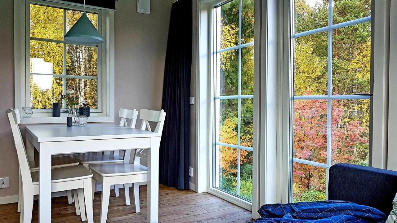 Nybyggd Stuga Intill Skogsbrynet - New Built Cottage Next To The Cowberry Forest Mora Exterior photo